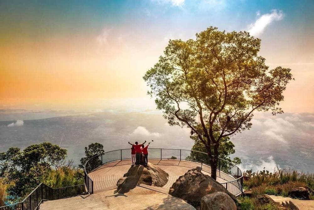 Núi Bà Đen Tây Ninh (Nguồn: Internet)